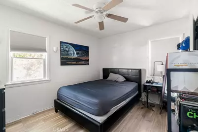 2200 W Burbank Boulevard, Burbank, CA 91506 - Photo 17