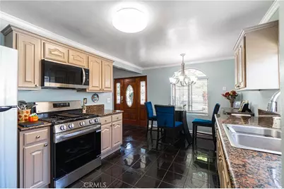 1562 W 31st Street, Long Beach, CA 90810 - Photo 9
