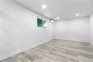 1562 W 31st St, Long Beach, CA 90810 - Photo 23