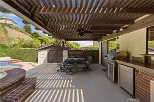 3118 Singingwood Dr, Torrance, CA 90505 - Photo 17