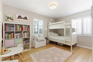 526 N Toluca Park Dr, Burbank, CA 91505 - Photo 13