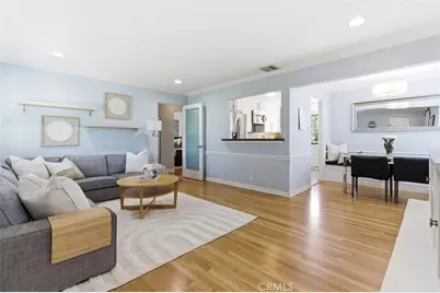 526 N Toluca Park Drive, Burbank, CA 91505 - Photo 5