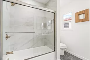 1844 W 39th St, Los Angeles, CA 90062 - Photo 21