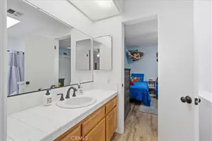 4801 Gloria Ave, Encino, CA 91436 - Photo 29