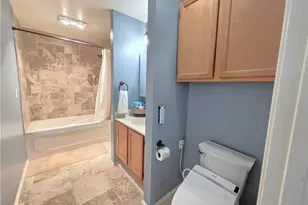 547 E Hazel St, Inglewood, CA 90302 - Photo 19
