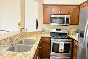 547 E Hazel St, Inglewood, CA 90302 - Photo 5