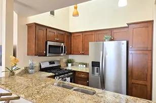 547 E Hazel St, Inglewood, CA 90302 - Photo 3