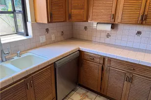 1307 MacKay Ln, Redondo Beach, CA 90278 - Photo 23