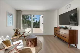 5215 Baza, Woodland Hills, CA 91364 - Photo 25