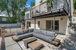 5215 Baza, Woodland Hills, CA 91364 - Photo 43