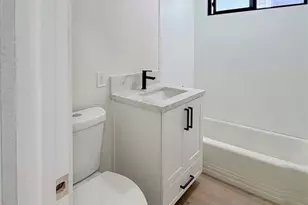 1310 Loma Dr, Hermosa Beach, CA 90254 - Photo 11