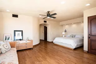 221 30th St, Manhattan Beach, CA 90266 - Photo 15