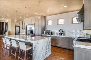 221 30th St, Manhattan Beach, CA 90266 - Photo 9