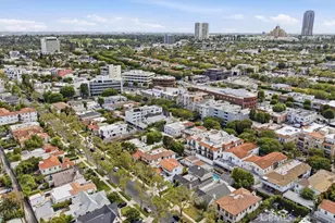 317 S Canon Dr, Beverly Hills, CA 90212 - Photo 13