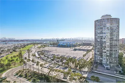 700 E Ocean Boulevard #1208, Long Beach, CA 90802 - Photo 1