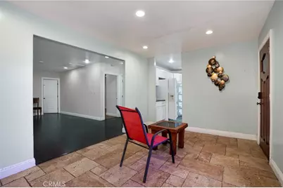 135 E 60th Street, Los Angeles, CA 90003 - Photo 9