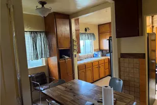 829 W 69th, Los Angeles, CA 90044 - Photo 13