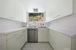 6182 Glen Oak St, Los Angeles, CA 90068 - Photo 11