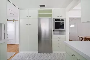 6182 Glen Oak St, Los Angeles, CA 90068 - Photo 9