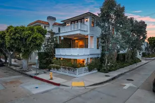 441 3rd St, Manhattan Beach, CA 90266 - Photo 3