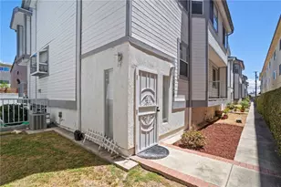 13729 Doty, Hawthorne, CA 90250 - Photo 23
