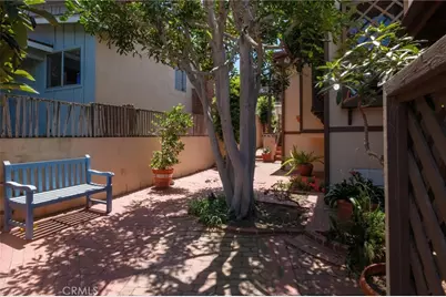 652 35th, Manhattan Beach, CA 90266 - Photo 3