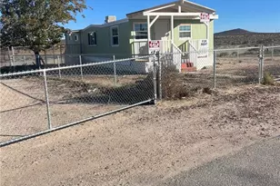 233 Desert Breeze, California City, CA 93505 - Photo 3