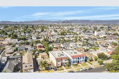 1103 W 64th Street, Los Angeles, CA 90044 - Photo 11
