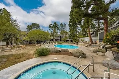 25447 Pine Creek, Wilmington, CA 90744 - Photo 11