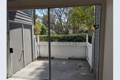 25447 Pine Creek, Wilmington, CA 90744 - Photo 29