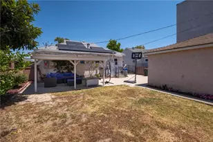 15513 Patronella, Gardena, CA 90249 - Photo 9