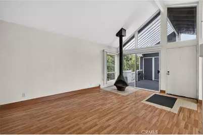 25655 Pine Creek Lane, Wilmington, CA 90744 - Photo 7