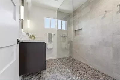 702 S Broadway #A, Redondo Beach, CA 90277 - Photo 33