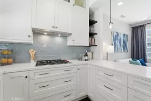 702 S Broadway, Redondo Beach, CA 90277 - Photo 11