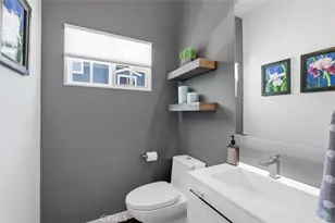 702 S Broadway, Redondo Beach, CA 90277 - Photo 19