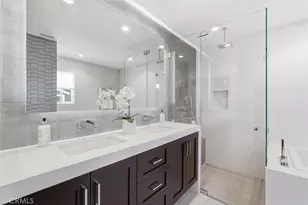 702 S Broadway, Redondo Beach, CA 90277 - Photo 25