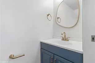 2147 N Beachwood, Los Angeles, CA 90068 - Photo 27