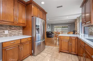 5255 W 141st St, Hawthorne, CA 90250 - Photo 11