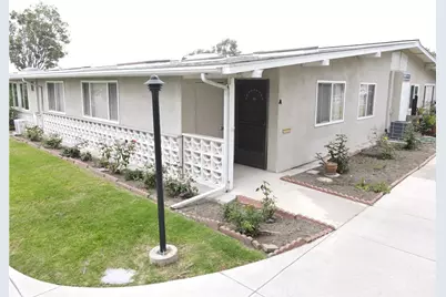 1842 Thunderbird Drive #1A, Seal Beach, CA 90740 - Photo 23