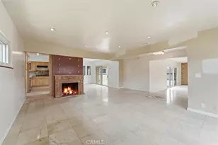2401 W 102nd St, Inglewood, CA 90303 - Photo 15