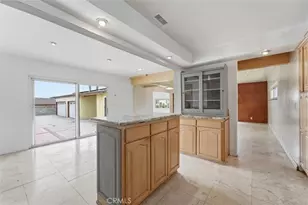 2401 W 102nd St, Inglewood, CA 90303 - Photo 21