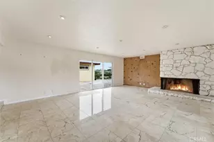 2401 W 102nd St, Inglewood, CA 90303 - Photo 13