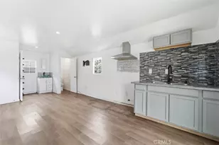 2401 W 102nd St, Inglewood, CA 90303 - Photo 39