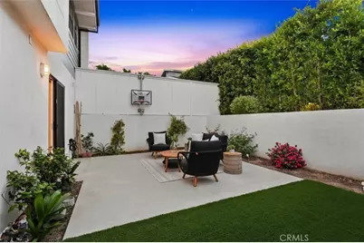 1427 15th Street, Manhattan Beach, CA 90266 - Photo 3