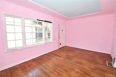 1353 S Redondo, Los Angeles, CA 90019 - Photo 47