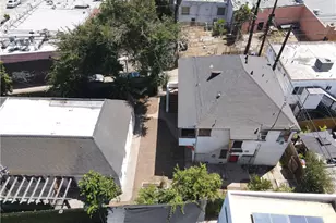 1353 S Redondo, Los Angeles, CA 90019 - Photo 69