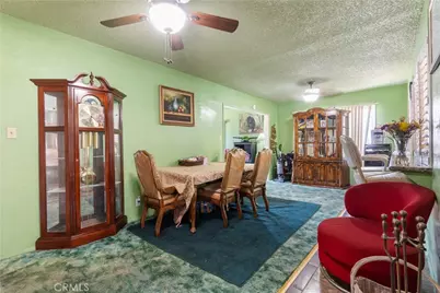 11028 Spinning, Inglewood, CA 90303 - Photo 9