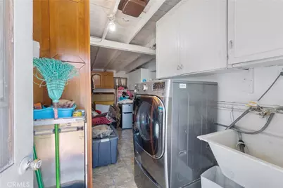 11028 Spinning, Inglewood, CA 90303 - Photo 19
