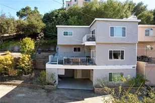 20906 Almazan Rd, Woodland Hills, CA 91364 - Photo 45
