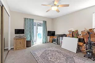 20906 Almazan Rd, Woodland Hills, CA 91364 - Photo 35